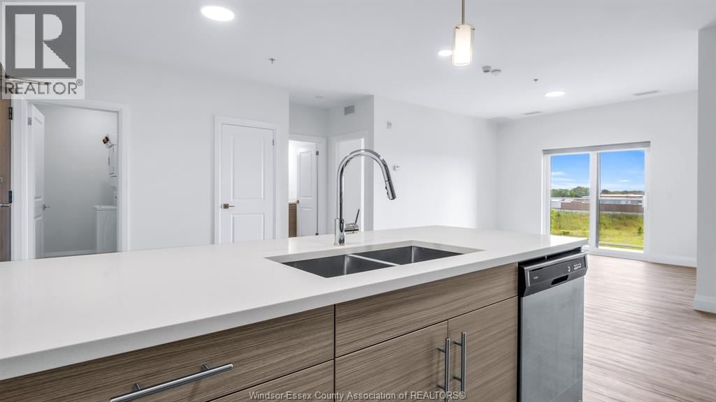 409 - 4785 WALKER ROAD Image 9