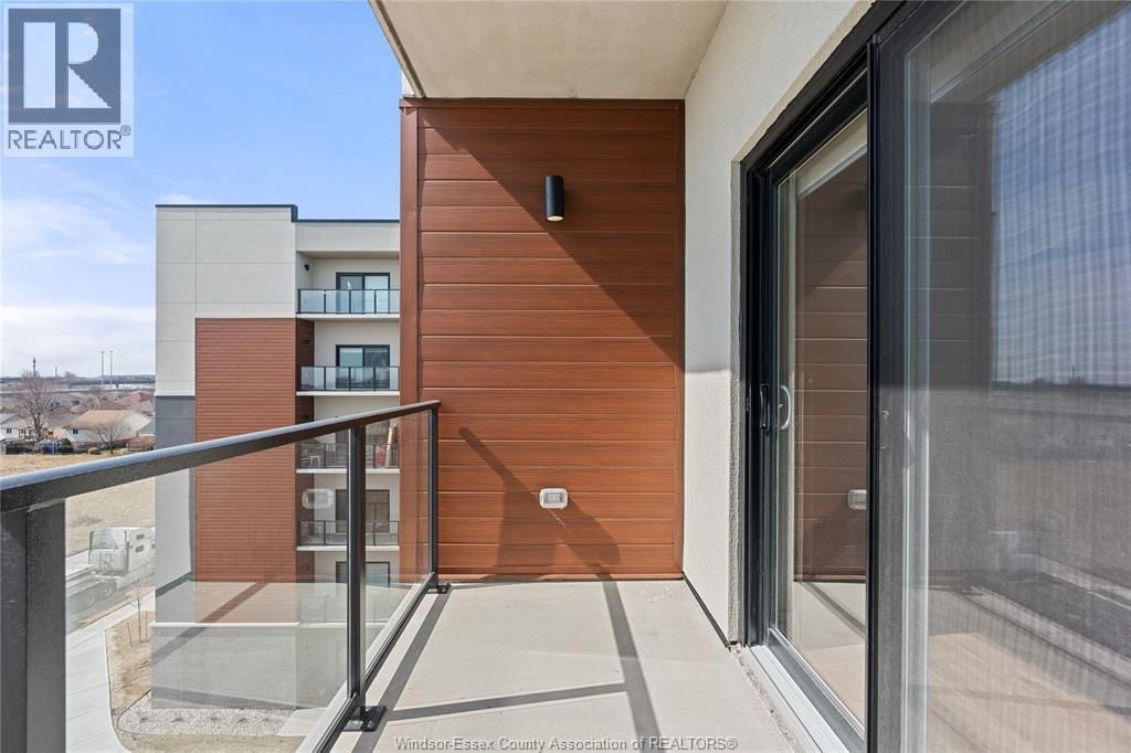 509 - 4775 WALKER ROAD Image 25