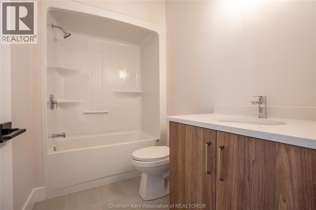 25 DUSKRIDGE ROAD Image 20