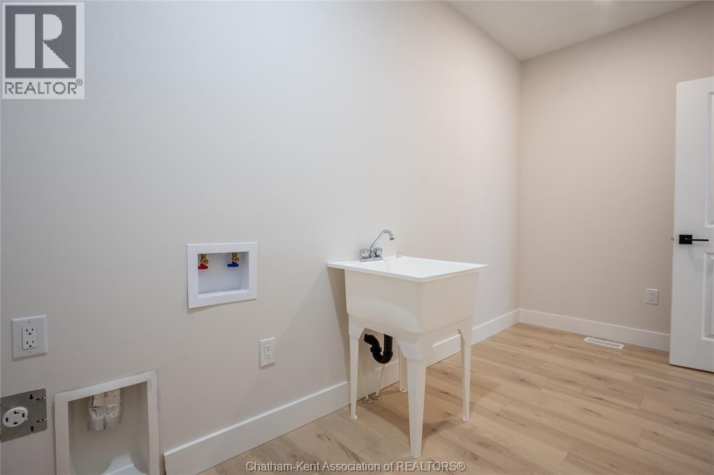 25 DUSKRIDGE ROAD Image 22