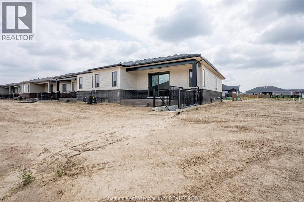 25 DUSKRIDGE ROAD Image 24