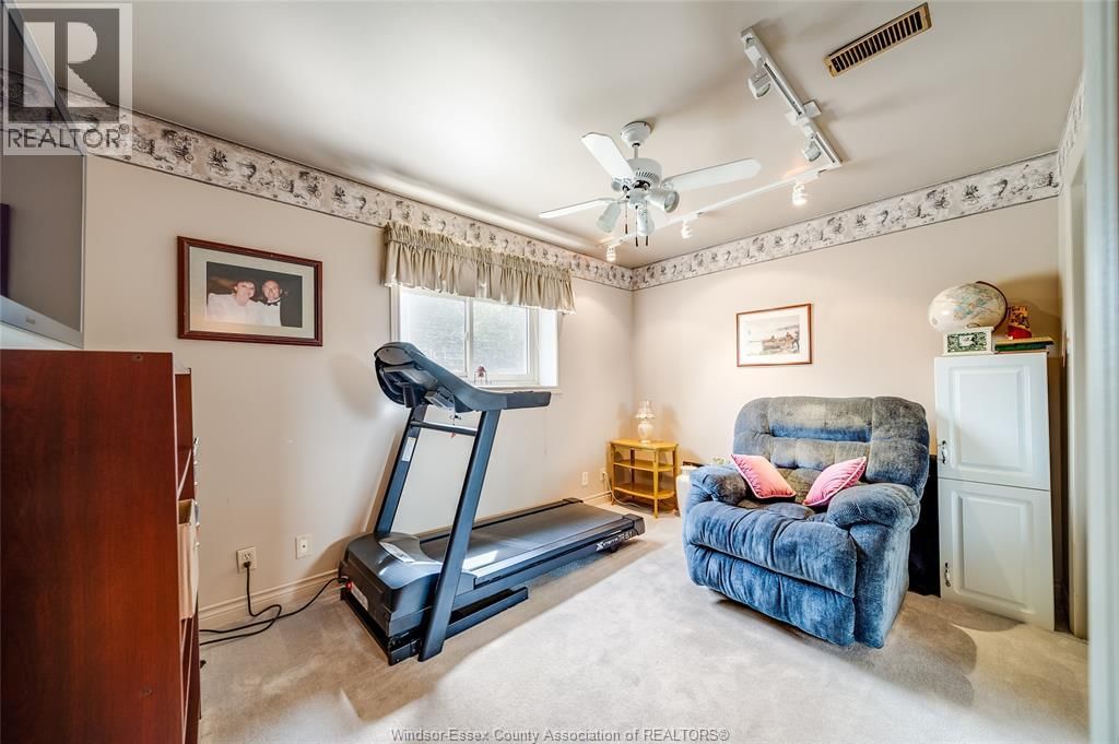 468 AMBERLY Image 11