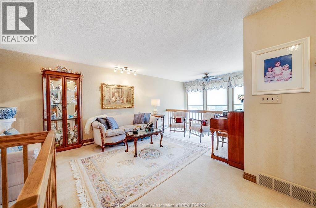 468 AMBERLY Image 26