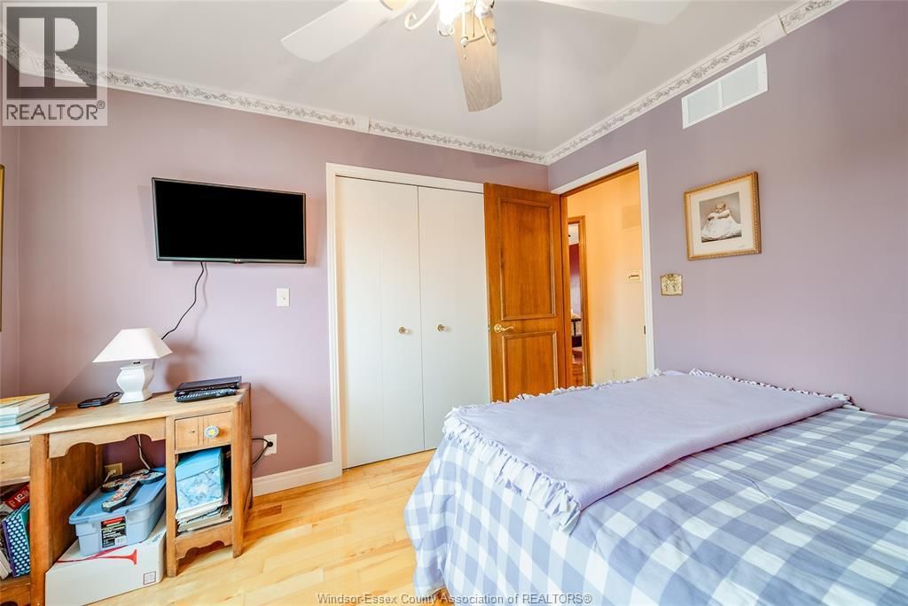 468 AMBERLY Image 30