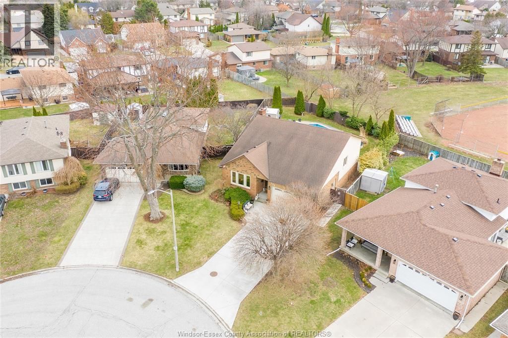 468 AMBERLY Image 45