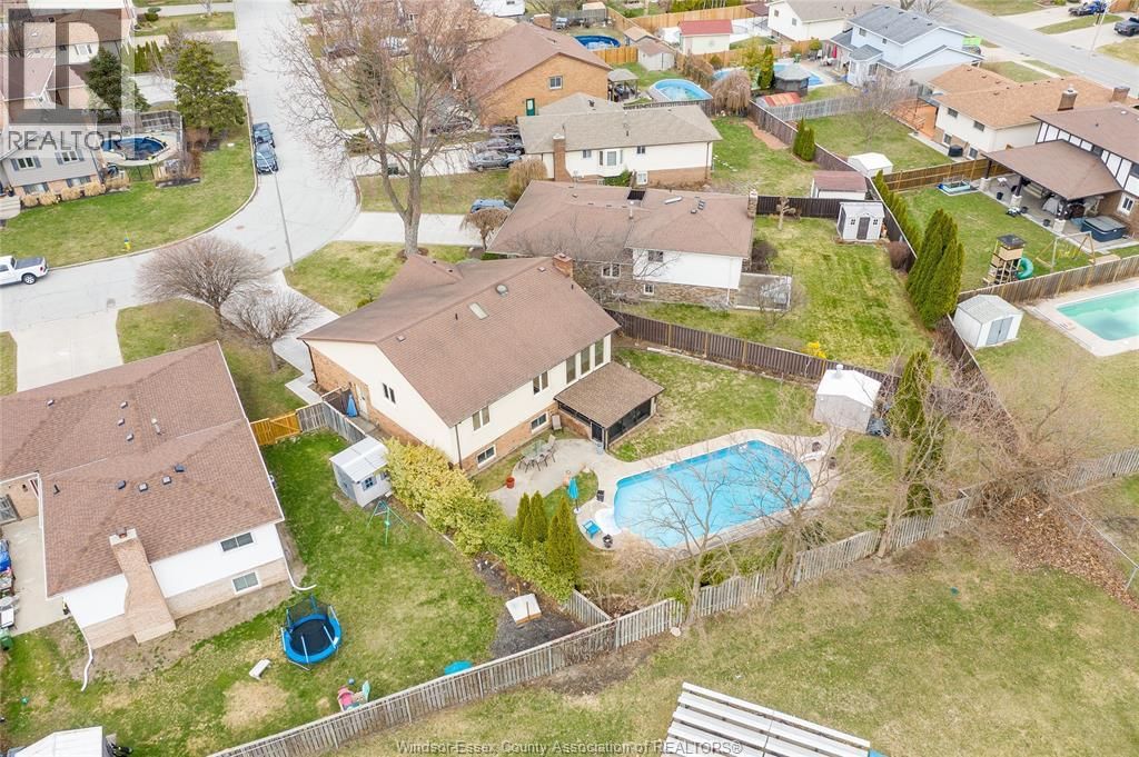 468 AMBERLY Image 47