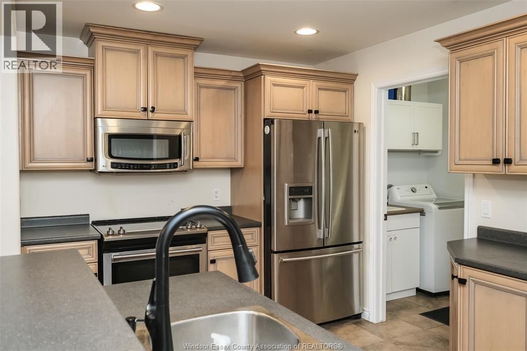 205 WHISPER CREEK Image 11