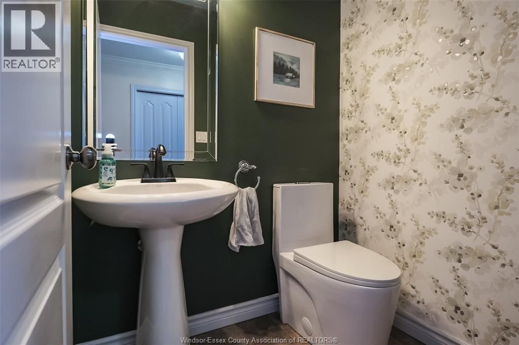 205 WHISPER CREEK Image 14