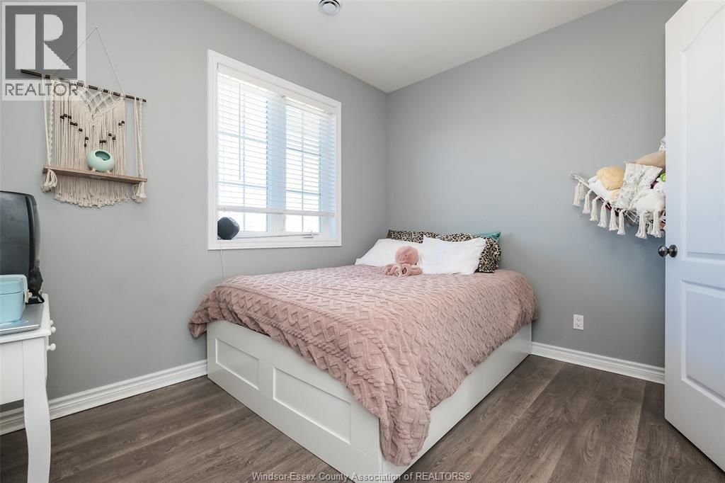 205 WHISPER CREEK Image 17