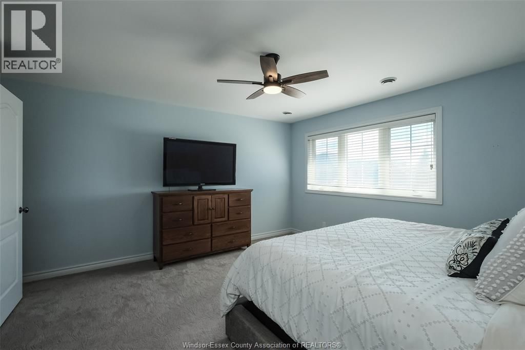 205 WHISPER CREEK Image 24