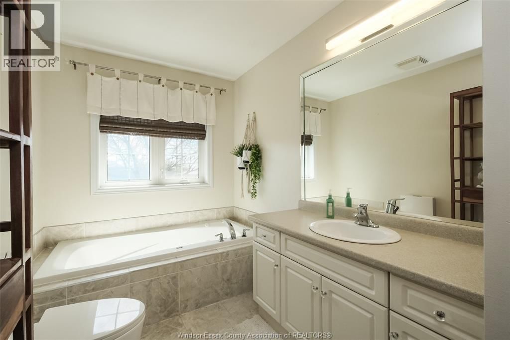 205 WHISPER CREEK Image 27