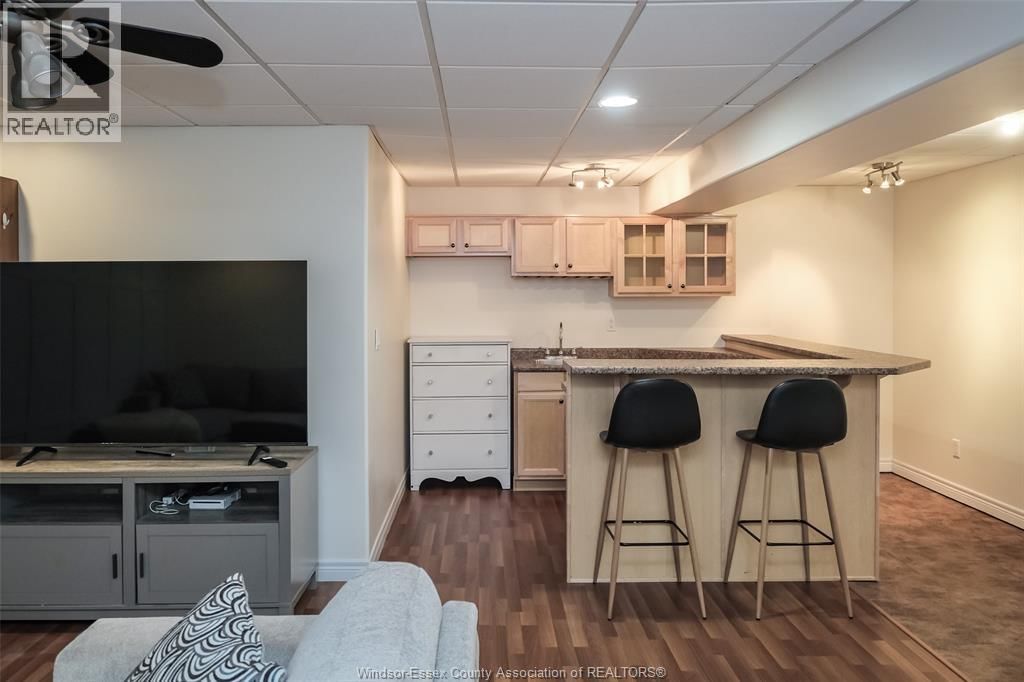 205 WHISPER CREEK Image 33