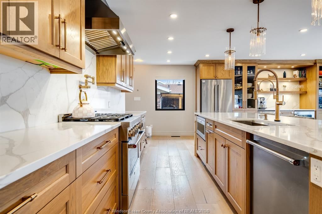 20 ELIZABETH CRESCENT Image 11