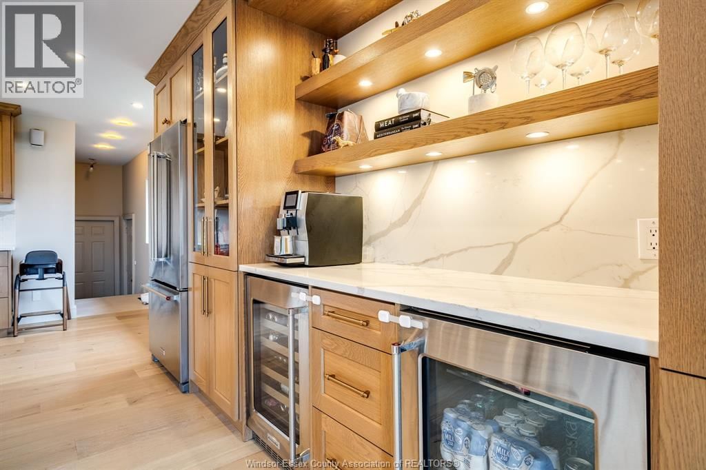 20 ELIZABETH CRESCENT Image 15