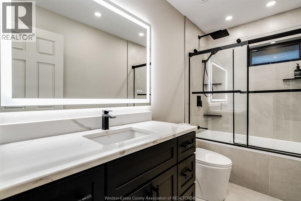 20 ELIZABETH CRESCENT Image 36