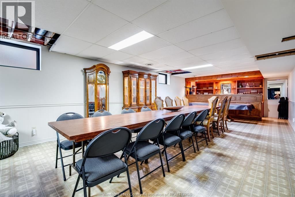 20 ELIZABETH CRESCENT Image 42