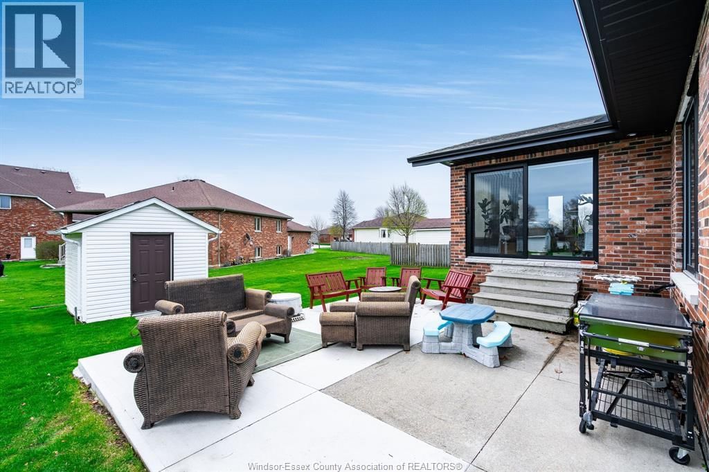 20 ELIZABETH CRESCENT Image 46