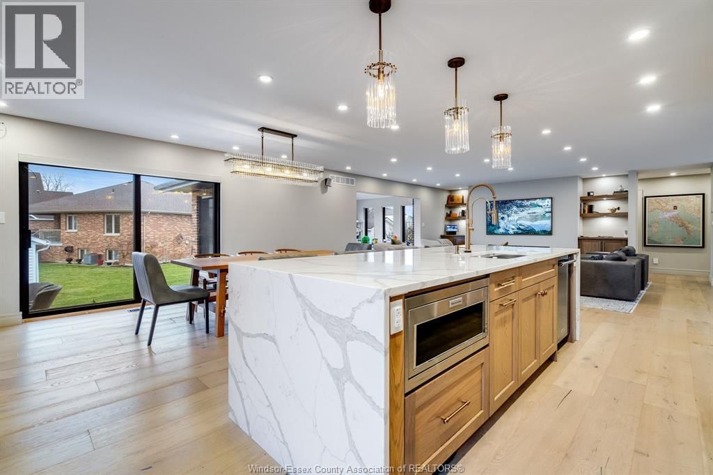 20 ELIZABETH CRESCENT Image 7