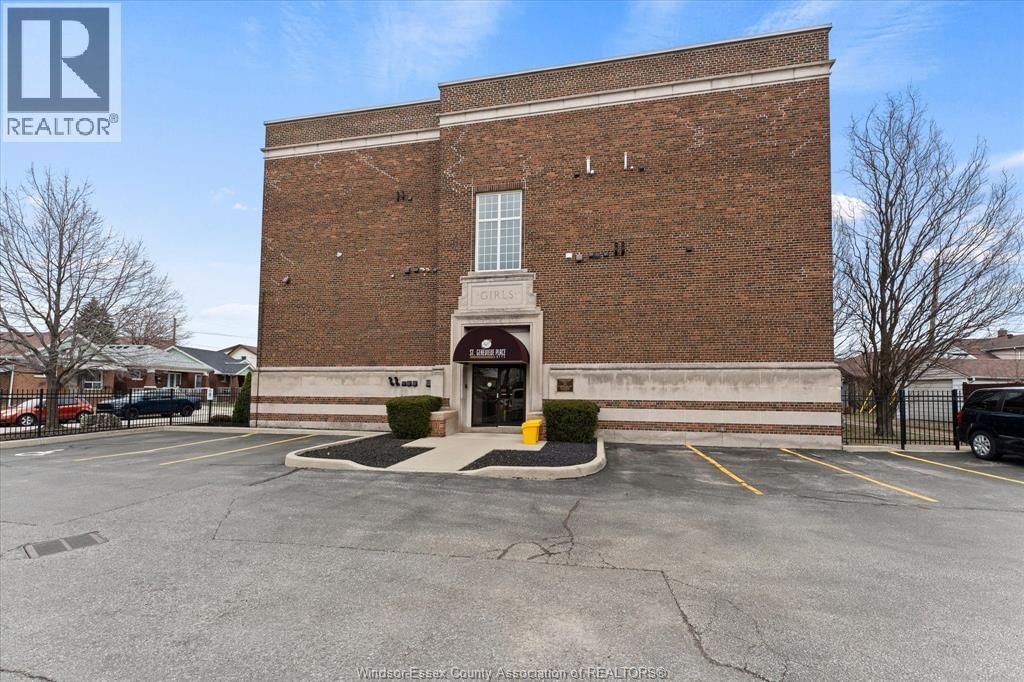 303 - 647 IRVINE Image 30