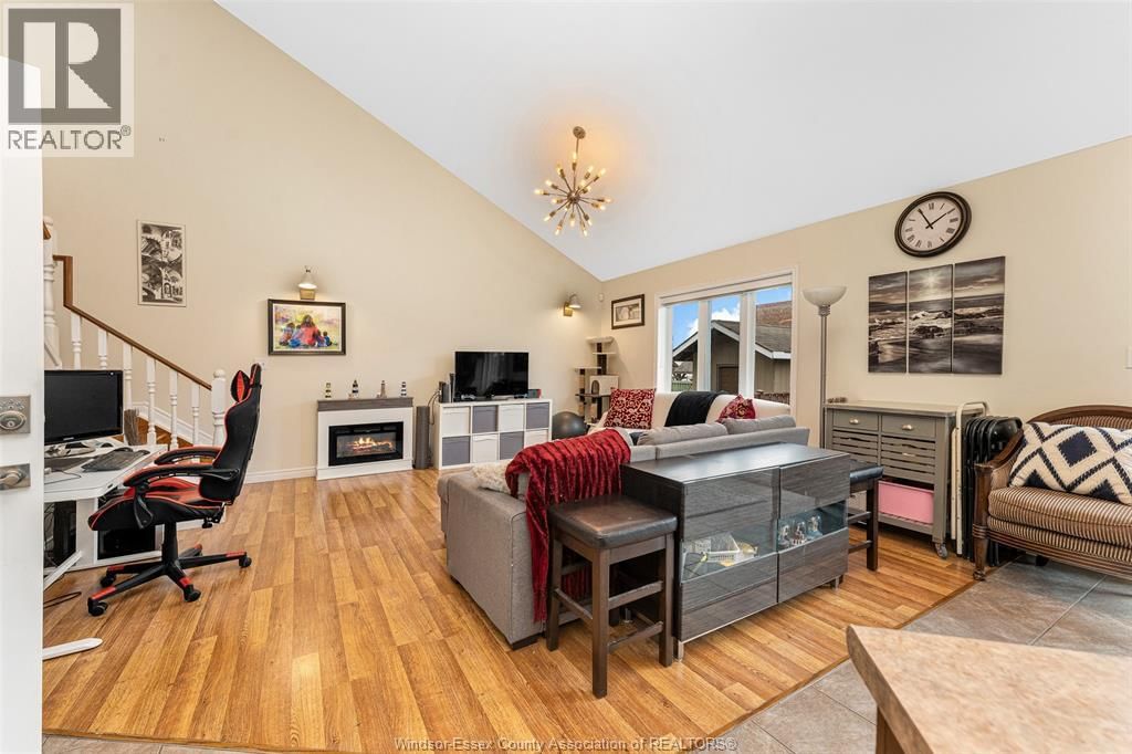 11460 TIMBER BAY CRESCENT Image 9