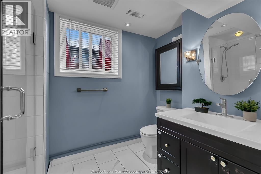 386 WOODRIDGE Image 26