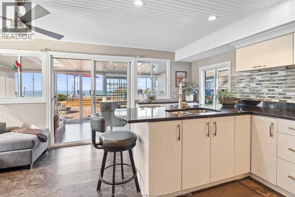 1362 EDGEWATER Image 4