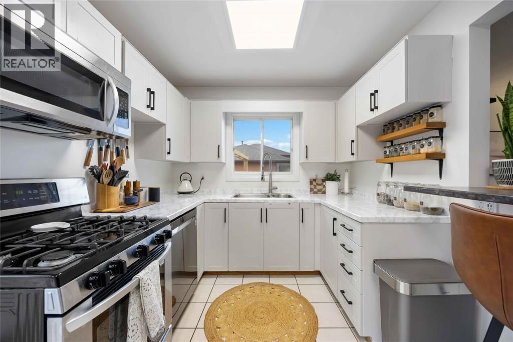 1209 WEBSTER DRIVE Image 10