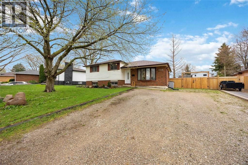 1209 WEBSTER DRIVE Image 2