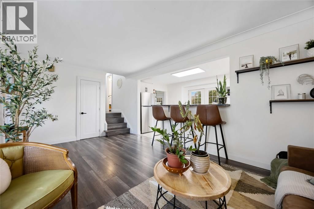 1209 WEBSTER DRIVE Image 5