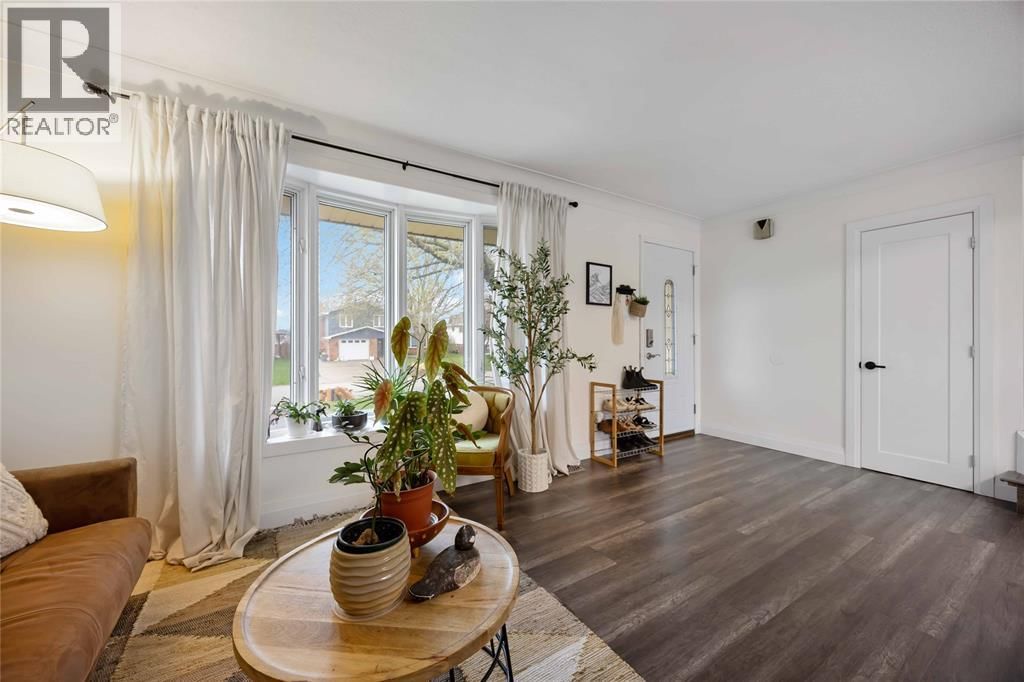 1209 WEBSTER DRIVE Image 6