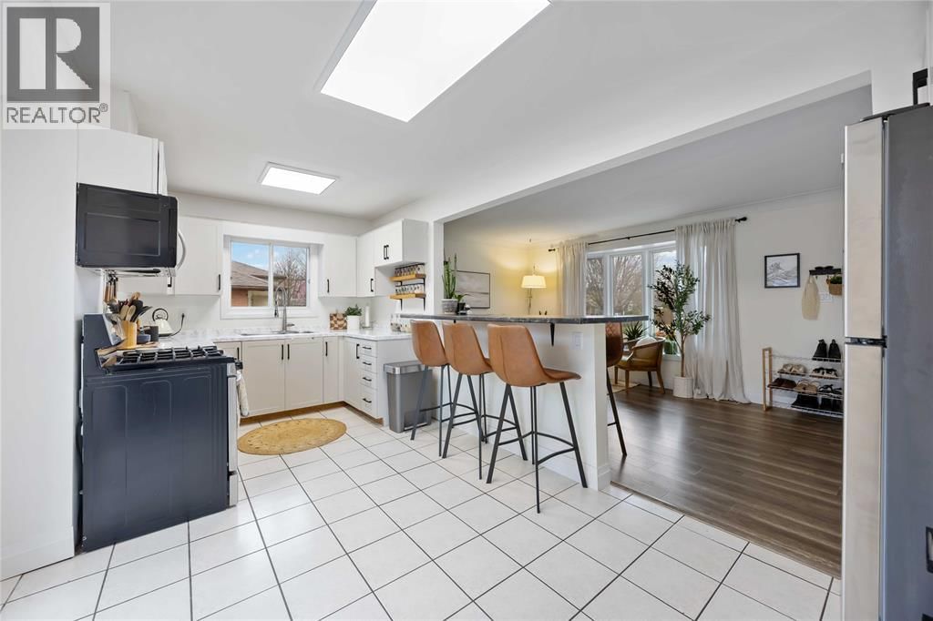 1209 WEBSTER DRIVE Image 8