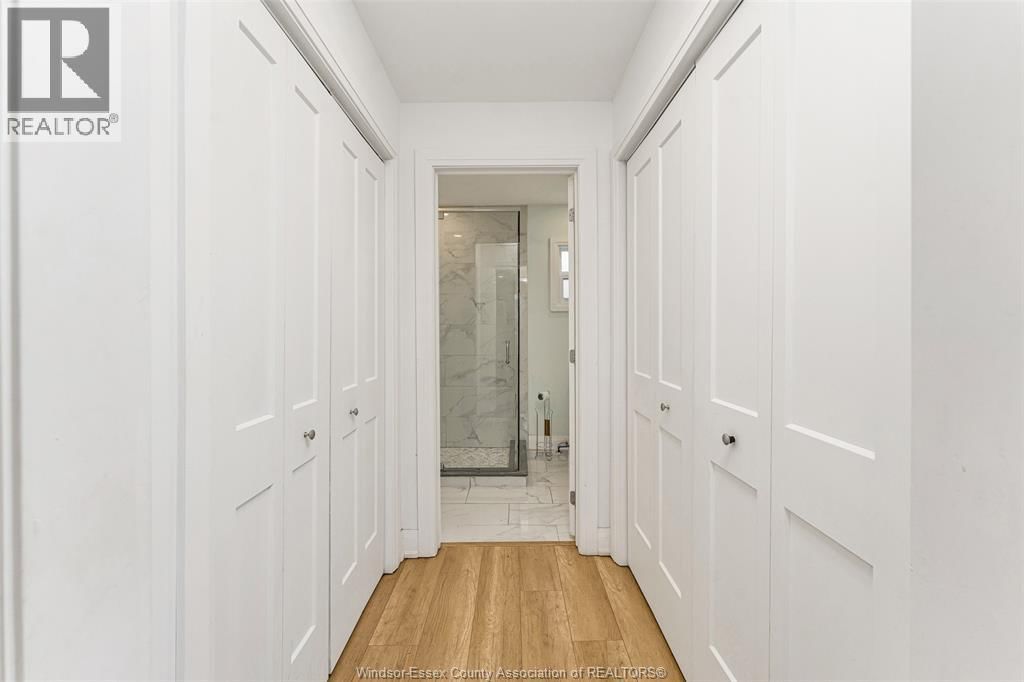 2358 LOUIS AVENUE Image 17