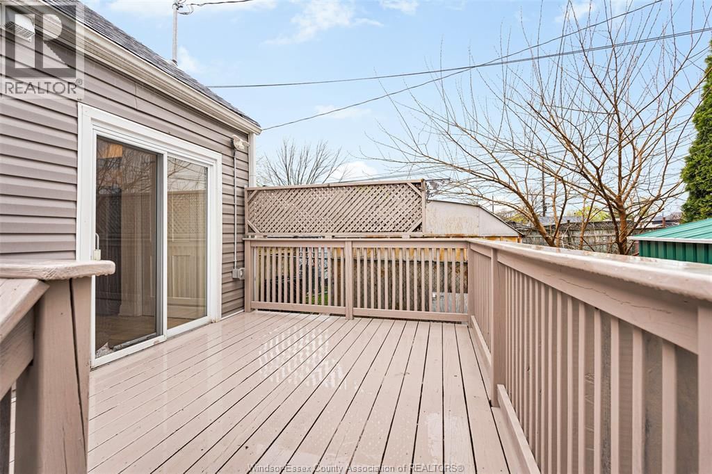 2358 LOUIS AVENUE Image 6