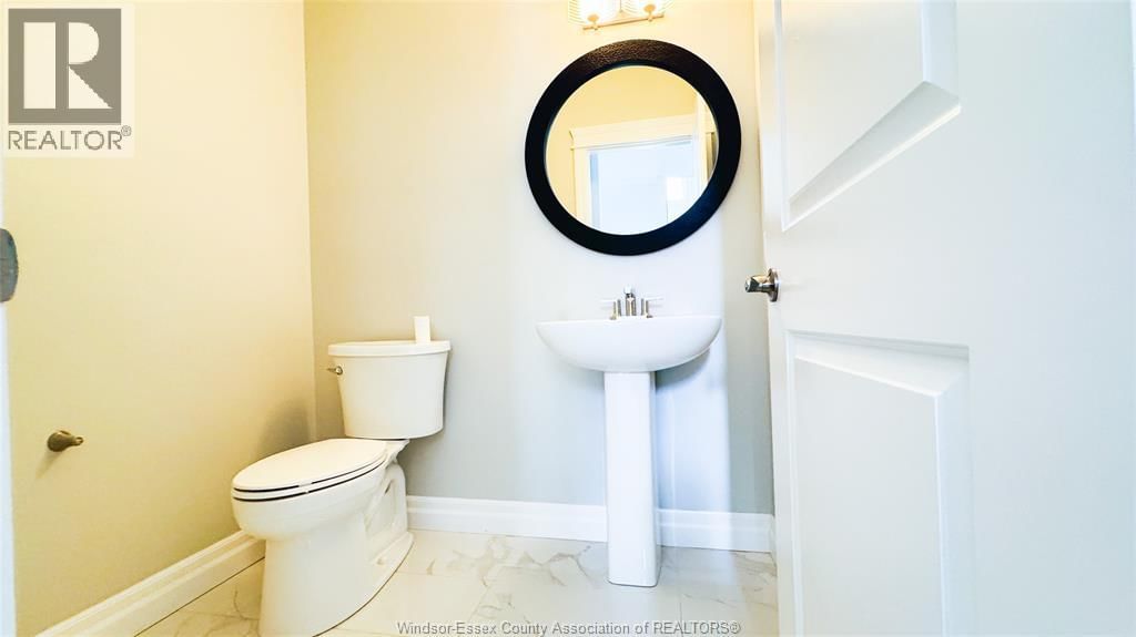 310 BLAKE AVENUE Image 10