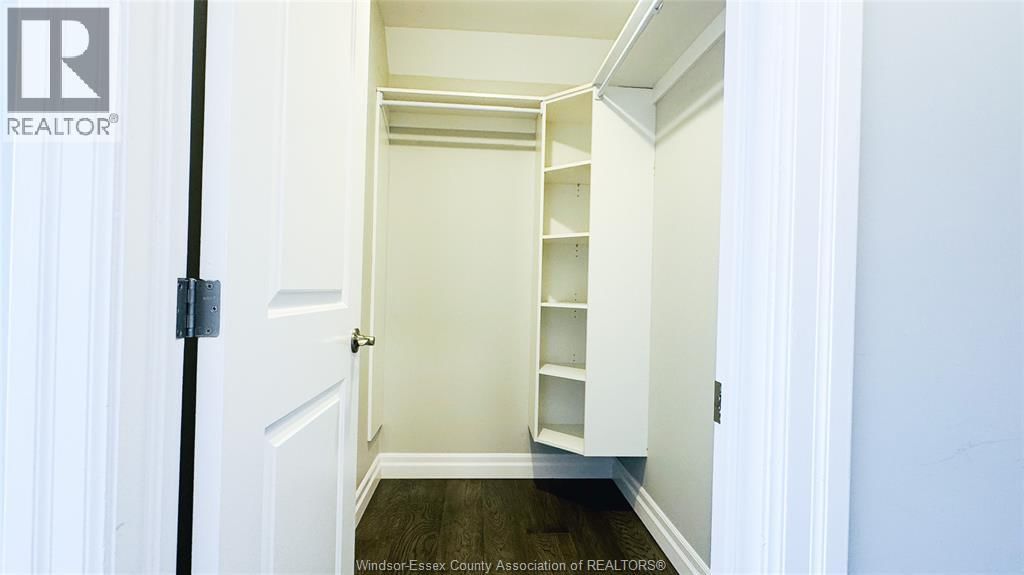 310 BLAKE AVENUE Image 20