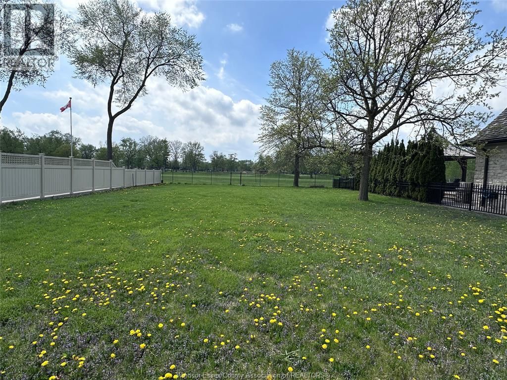 4059 ROSELAND DRIVE EAST Image 19