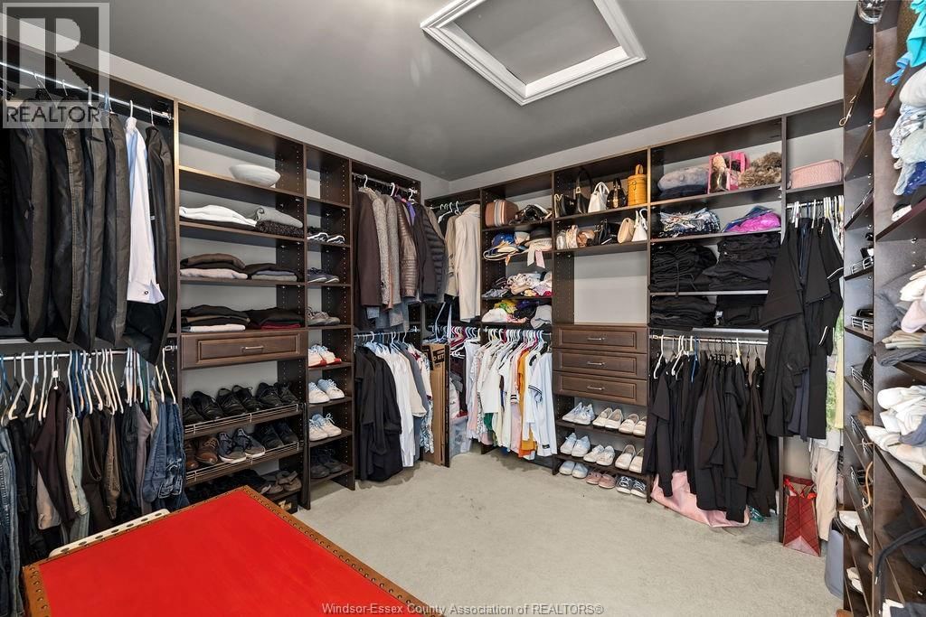 1073 REGENCY CRESCENT Image 23