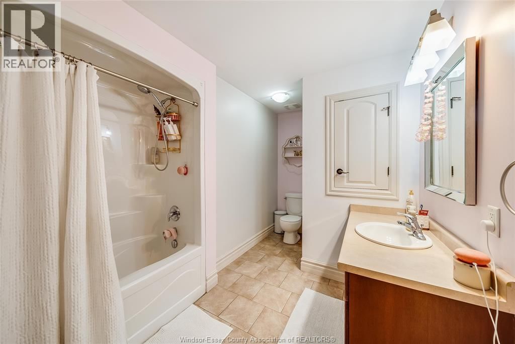 166 WOODYCREST Image 23