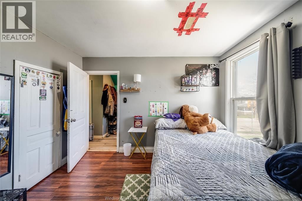 120 TALBOT STREET WEST Image 15