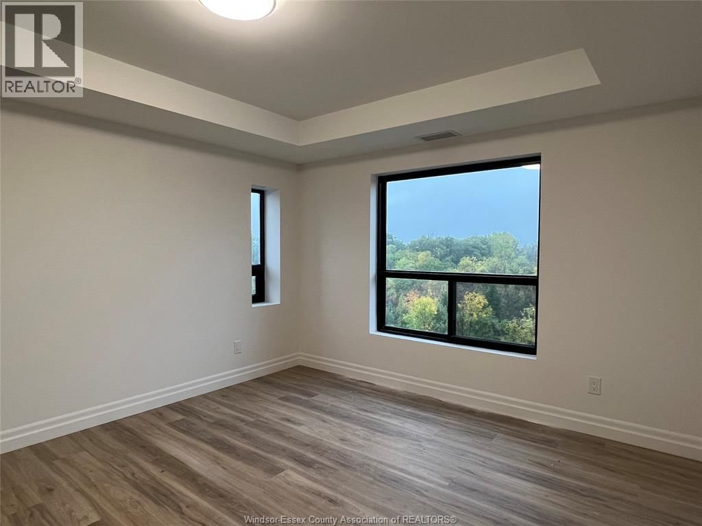 404 - 3290 STELLA CRESCENT Image 11