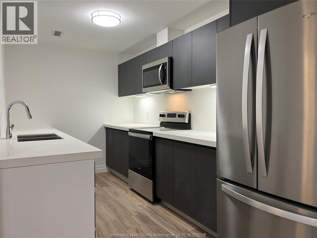 404 - 3290 STELLA CRESCENT Image 8