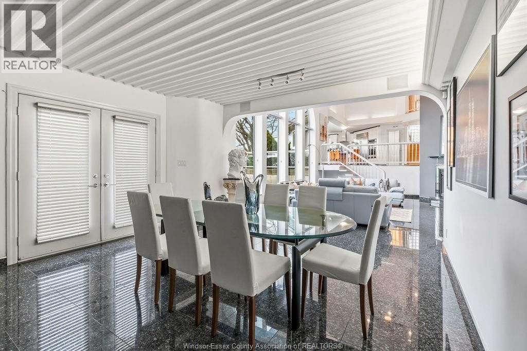 4572 LAKE GRANDE COURT Image 13