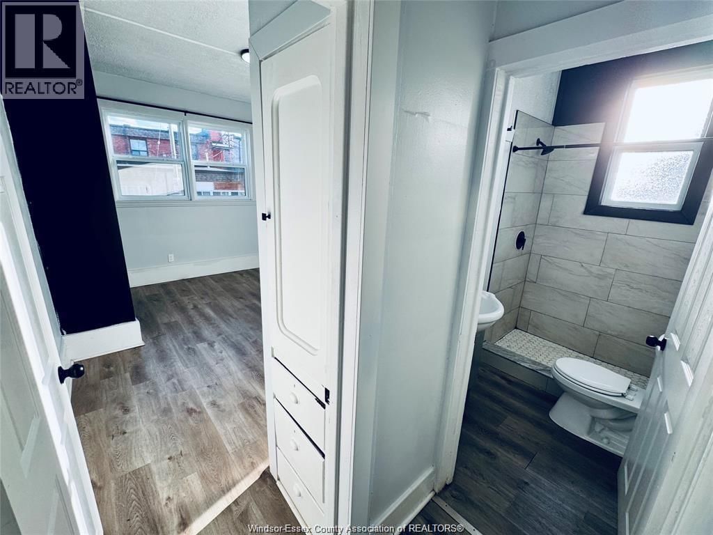 531 LANGLOIS AVENUE Image 14