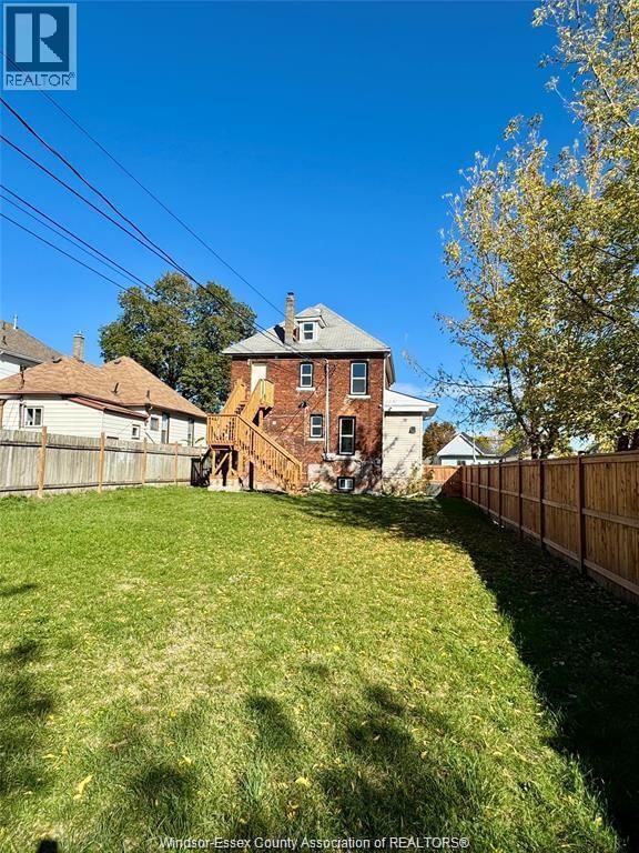 531 LANGLOIS AVENUE Image 23