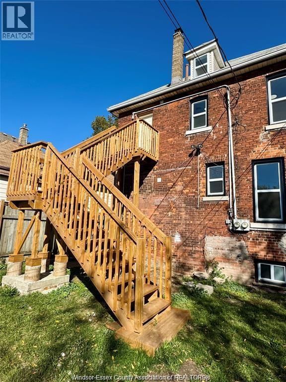 531 LANGLOIS AVENUE Image 26