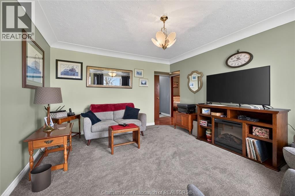 7039 BASE LINE Image 9