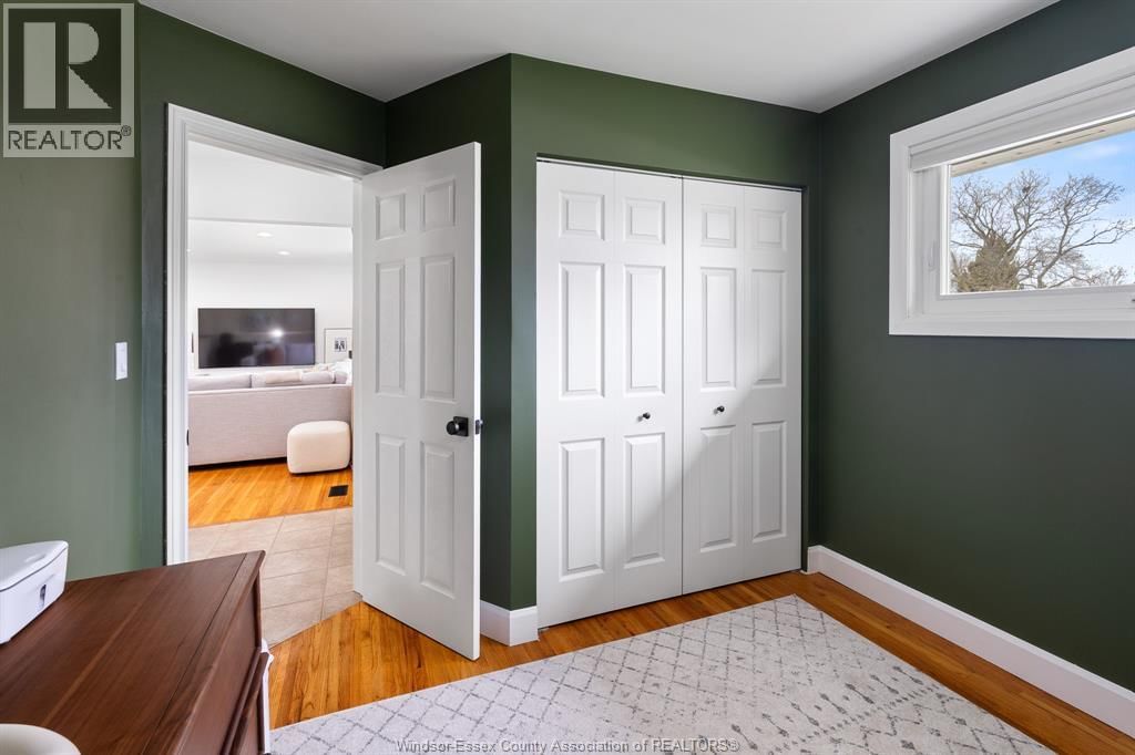 735 LOUNSBOROUGH Image 21