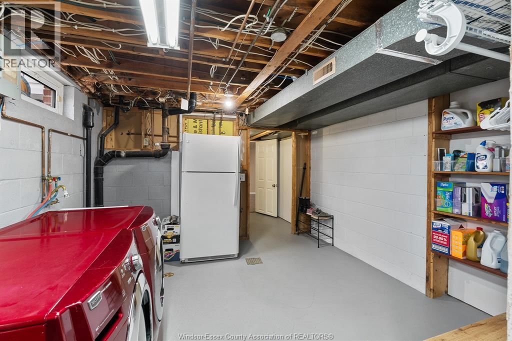 735 LOUNSBOROUGH Image 25