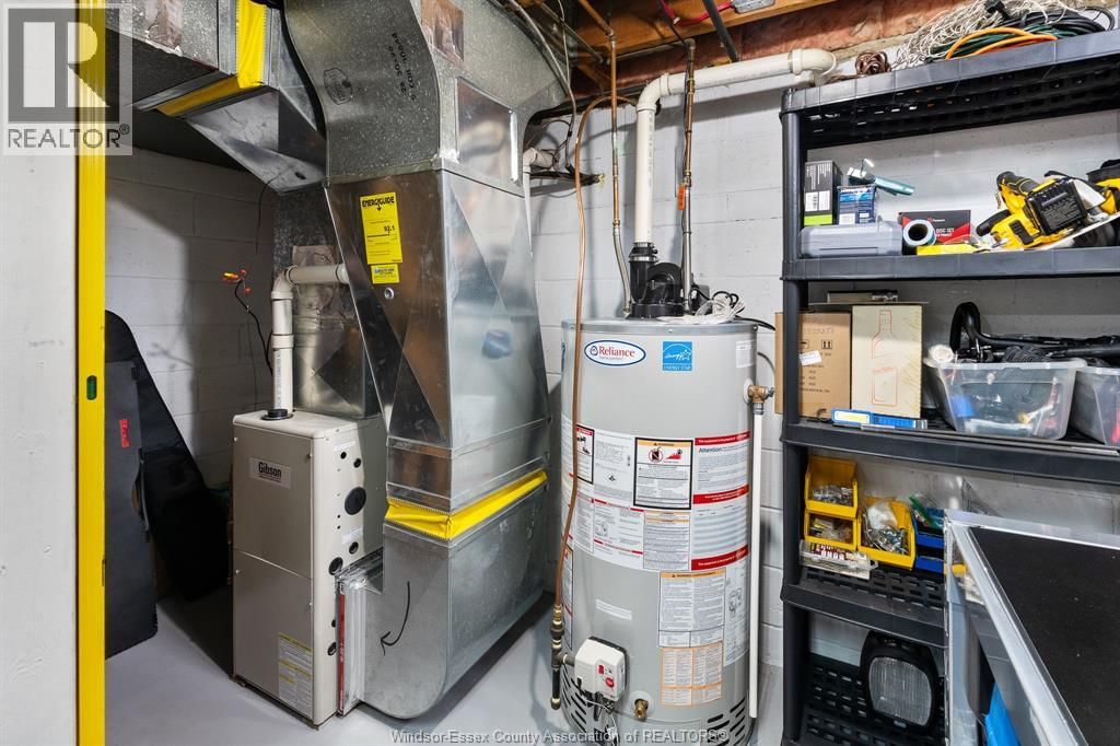 735 LOUNSBOROUGH Image 26