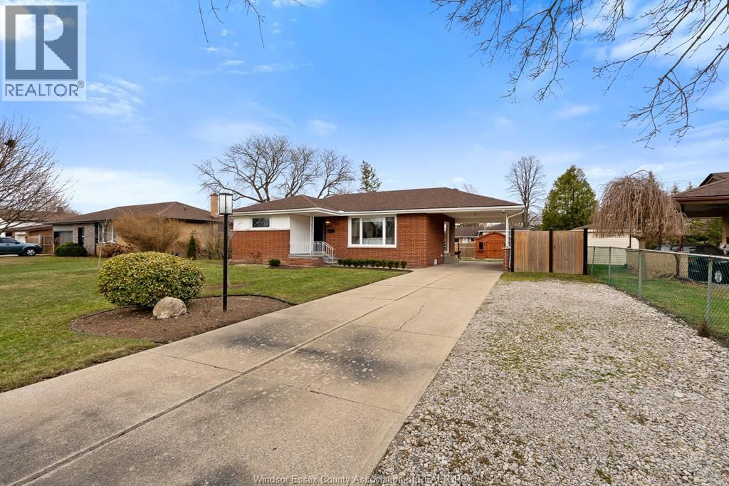 735 LOUNSBOROUGH Image 38